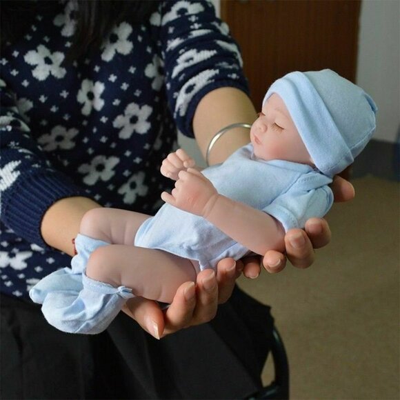Full Body Soft Vinyl Silicone Reborn Baby Dolls Realistic Newborn Premature Girl - Picture 1 of 4